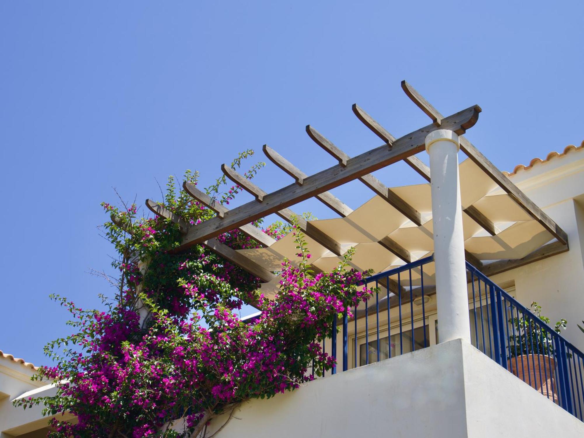 Resitour - Aphrodite Beachfront Pirgos Psilonerou Værelse billede